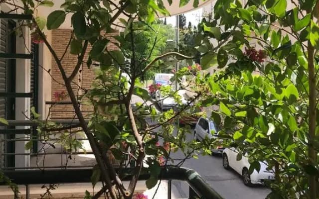 Mets Area, Hip, Tasteful & Ultra Convenient Studio for 2 - photo 4