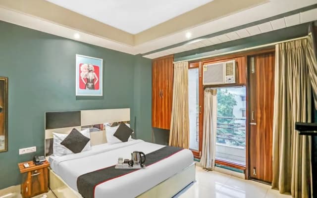 Qotel Hotel Church House Rohini Sector15 - photo 4