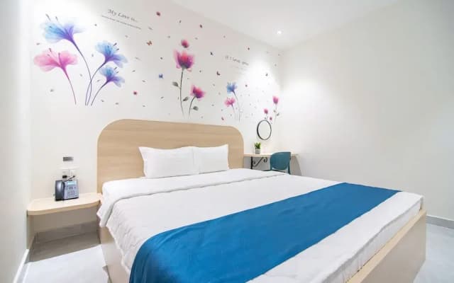 Bin Bin Hotel 14 - Near Vstar School D7 - photo 4