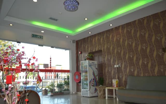 OYO 89715 CK Hotel - photo 2