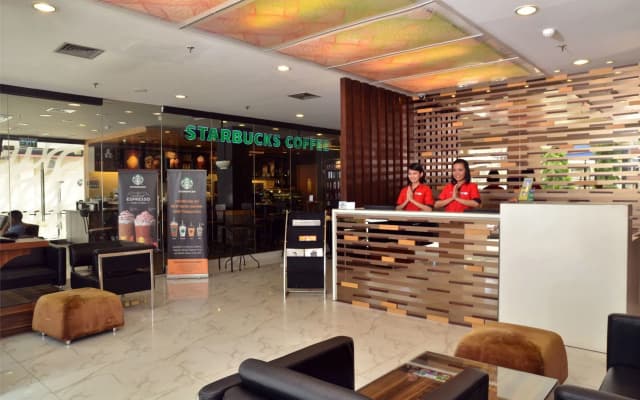 d'primahotel WTC Mangga Dua - photo 2