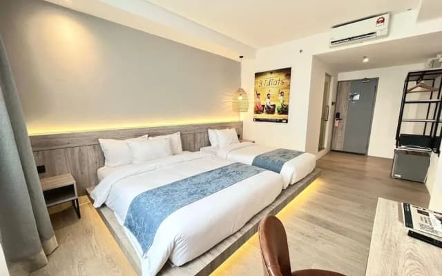 Theatre Hotel - photo 4
