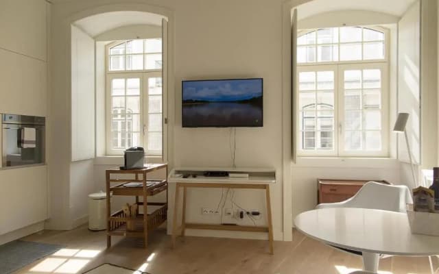 Chiado bright modern apt with ac elevator - photo 4