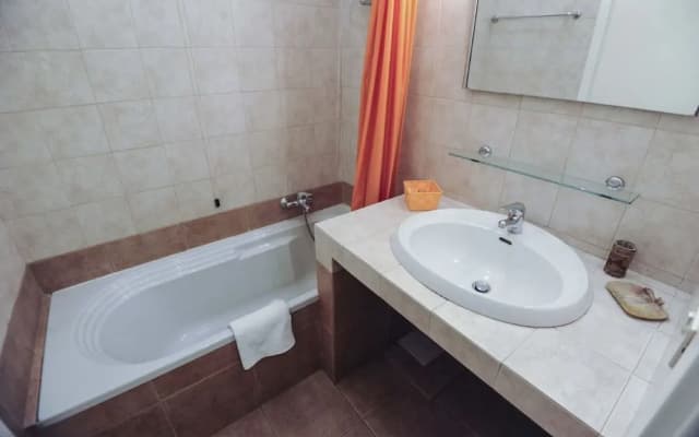 Garibaldi Apartment - photo 5