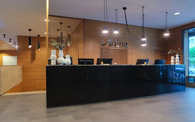 Adina Apartment Hotel Berlin Hackescher Markt - photo 2
