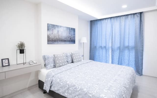 Near BTS Thonglor, Cozy and Comfortable Condo bkvtara11 - photo 3