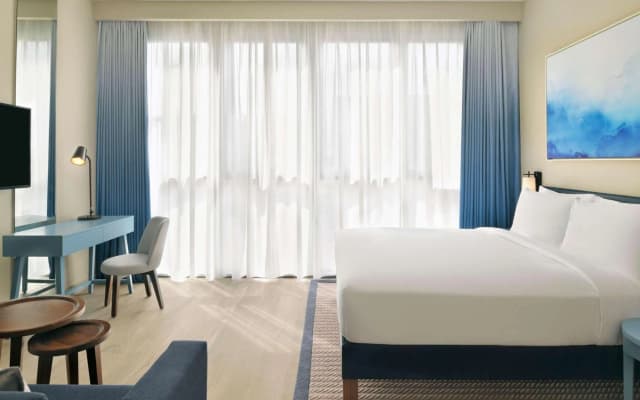 Mercure Dubai Deira - photo 2