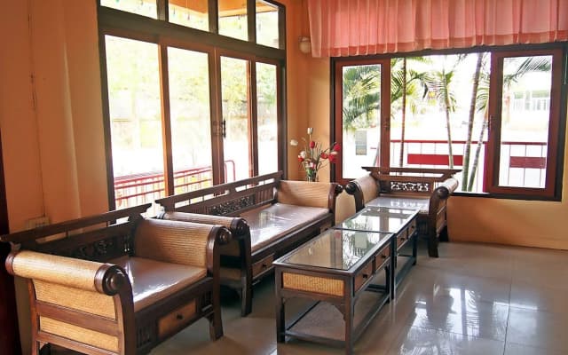U-Sa Family Hotel - photo 5