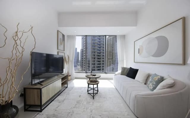 Chic Comfy 1BR in Dubai Marina - photo 5