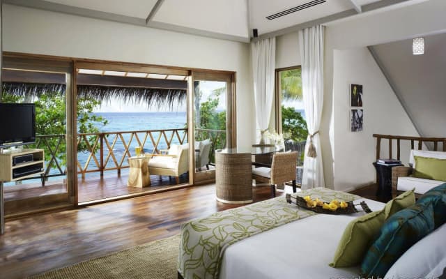 Taj Coral Reef Resort & Spa - photo 3