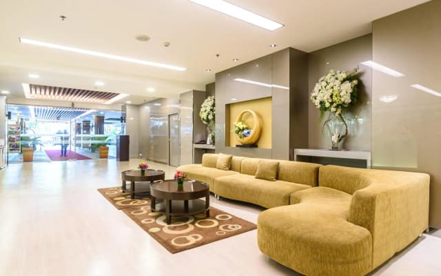 Lohas Residences Sukhumvit - photo 2