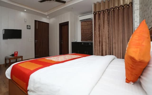OYO 11583 Hotel Prime View - photo 5