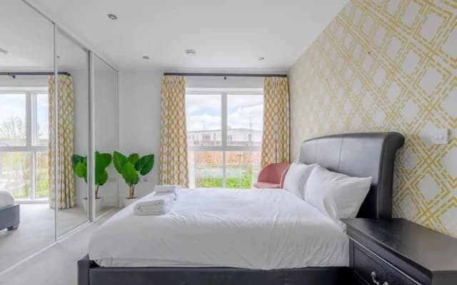 Spacious & Family Friendly 3BD House - Stratford - photo 5