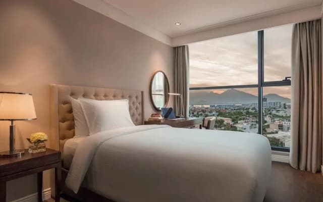 12B02 - Luxury Apartment Danang - photo 3
