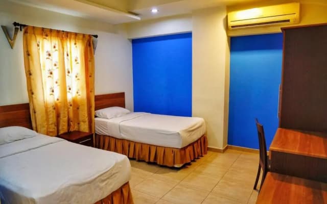 Johny International Hotel - photo 4