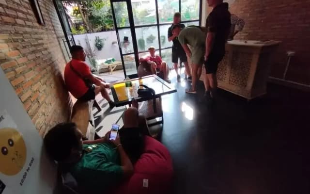 TarTar&Nay Hostel - photo 4