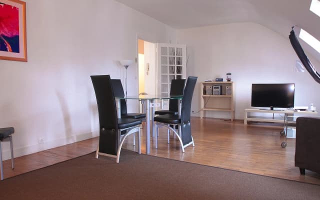 Bridgestreet Opera Apartments - photo 4