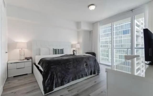 Sky City at Brickell Bay - photo 2