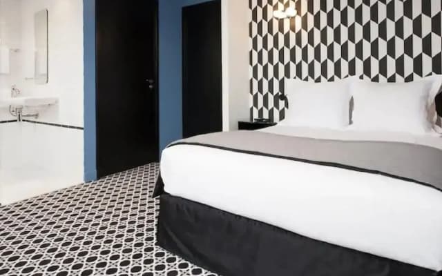 Hôtel Emile Le Marais - photo 5