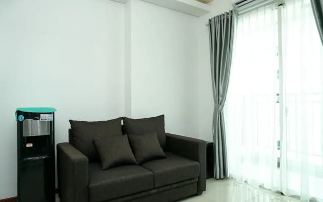 Nice 1BR Apartment at Thamrin Residence - photo 3