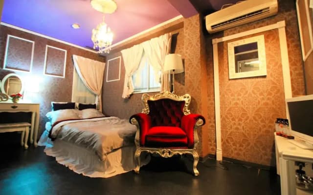 Micro Hotels near Roppongi - photo 4