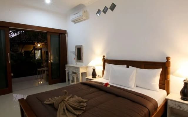 Ayye Bungalows - photo 4