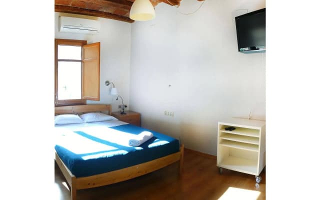 Martha's Guesthouse - photo 4