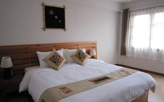 Duyen Saigon Hotel - photo 3