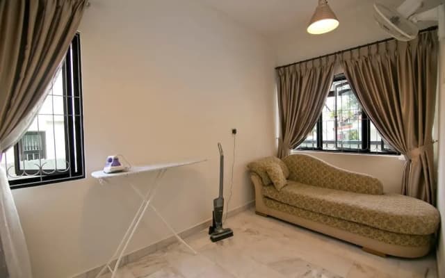 Classy Elegant Terasek Palace - photo 3
