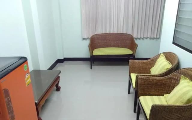 Ban Pongphan - photo 2