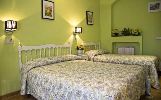 Hostal Los Alpes - photo 3