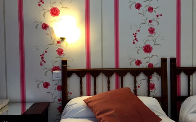 Hotel Le Clos d'Alesia - photo 2