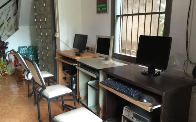 Happy Guesthouse - photo 2