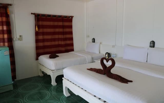 Aesthetic Resort - photo 2