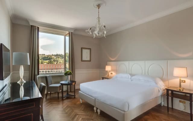 Plaza Hotel Lucchesi - photo 2