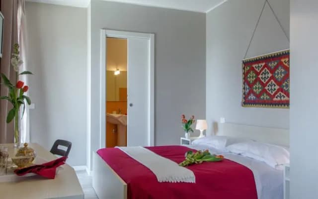 BB Rosemary Rooms - photo 2