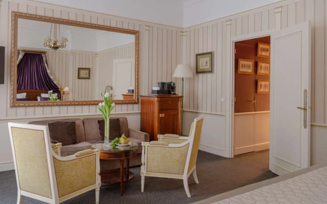 Napoleon Hotel - photo 4