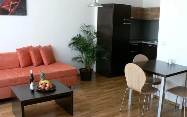 Angel Apartments - photo 2