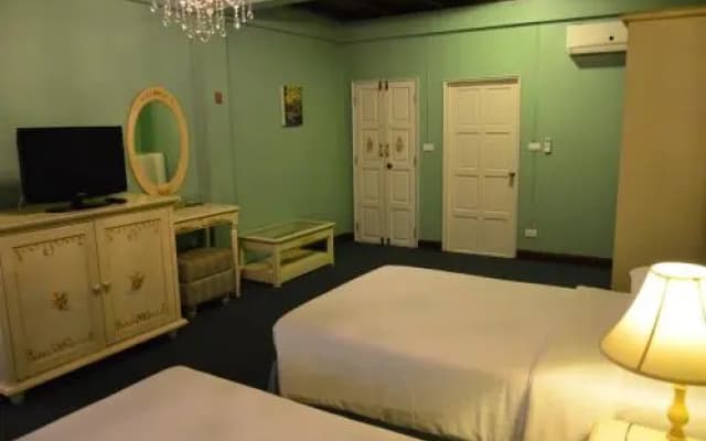 The Colored House Jomtien - photo 4