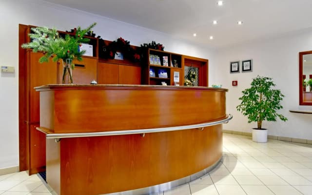 Coronet - photo 2