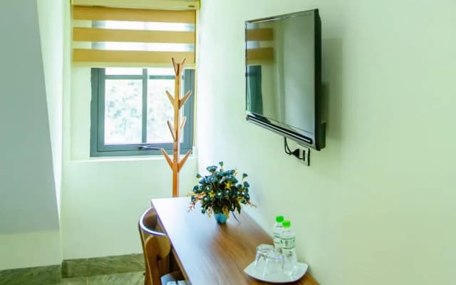 Lan Tuong Hotel - photo 2