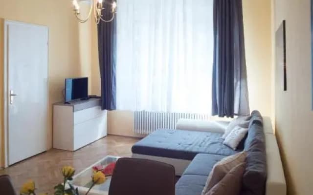 Rebecca Apartment next to Synagogue - photo 4