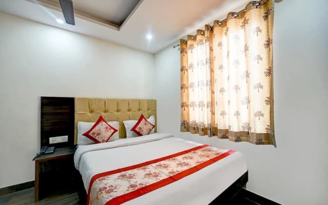 Hotel Dhwani Palace - photo 4