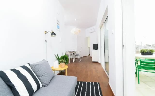 54m² homm Penthouse with Acropolis view - photo 5