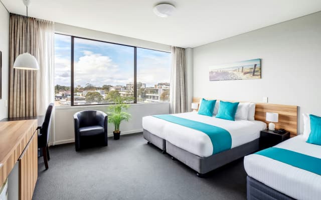 Metro Hotel Miranda - photo 3
