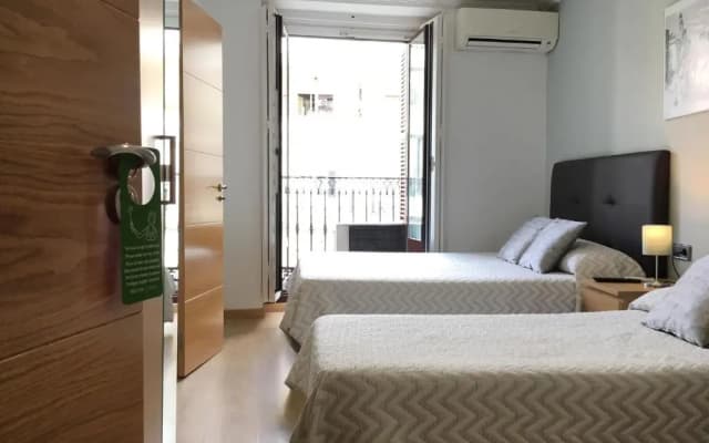 Hostal Patria - photo 2