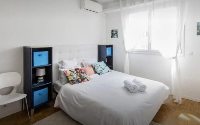 Stunning 2 bed Flat Nice front of the beach Seaview - photo 2