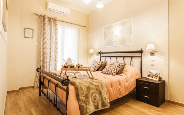 Central Apartment near Acropolis - photo 3