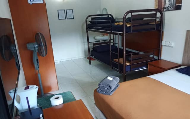 Check In Hotel - photo 2