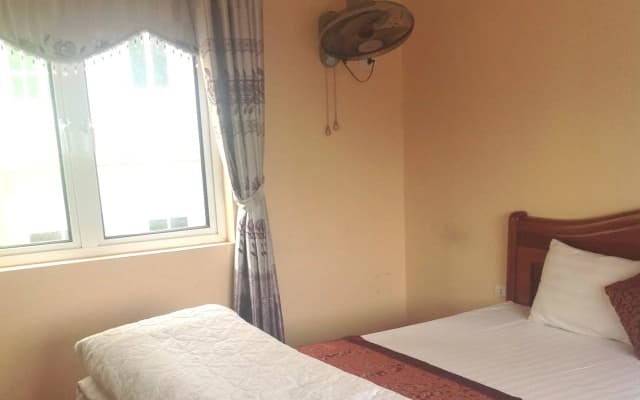 Phu Hung 2 Hotel - photo 2
